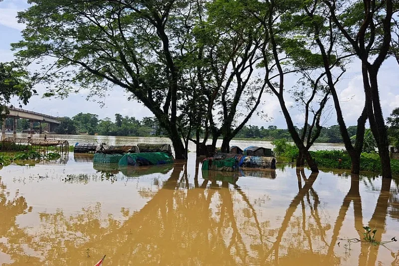 The water level of the rivers in Sylhet has decreased a little as there have been no heavy rains in the last 24 hours